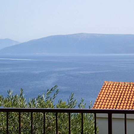 Apartments Griv - Close To The Sea Valun Eksteriør bilde